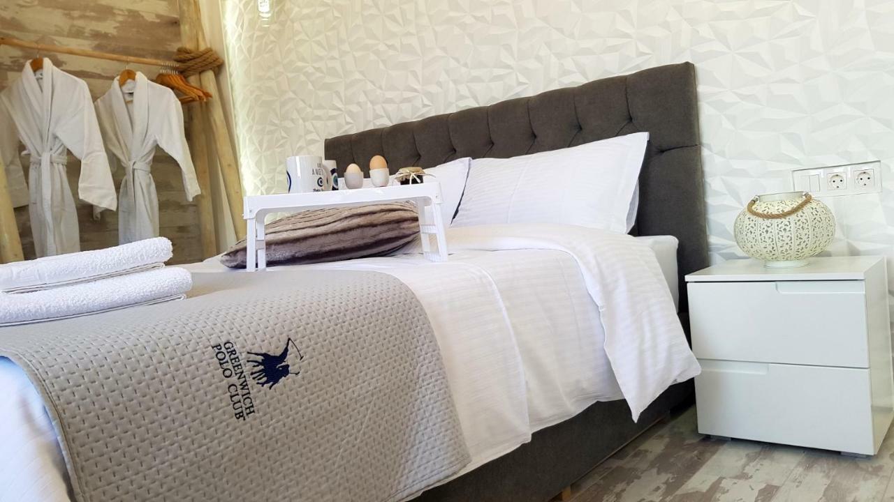 Petite Palace Aristotelous 8 テッサロニキ エクステリア 写真